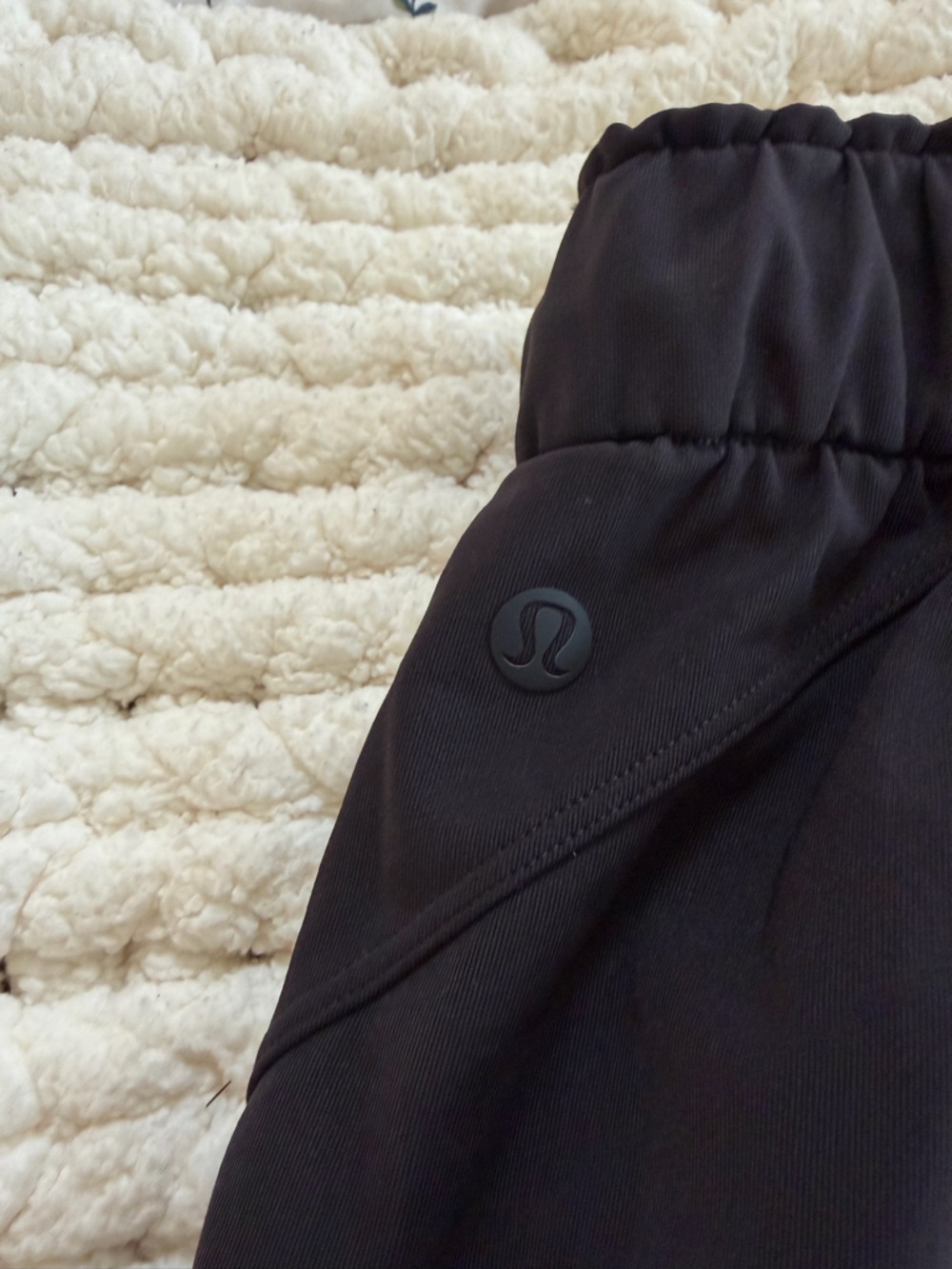 Lululemon High Rise Joggers - Picture 4 of 5